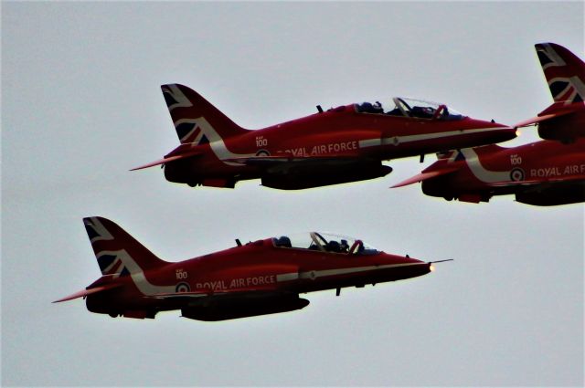 — — - red arrows at duxford battle of britain airshow 2018