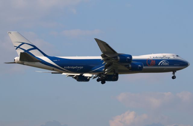 BOEING 747-8 (VQ-BFU)