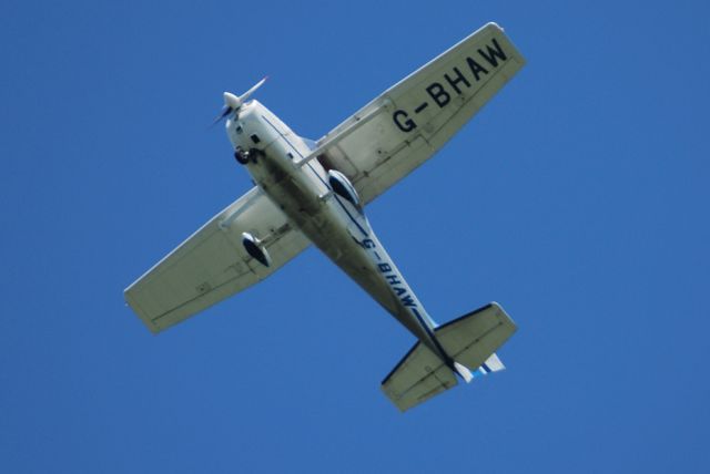 Cessna Skyhawk (G-BHAW)