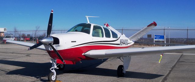 Beechcraft 35 Bonanza (N9440Q)