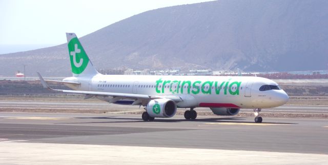 Airbus A321neo (PH-YHW)