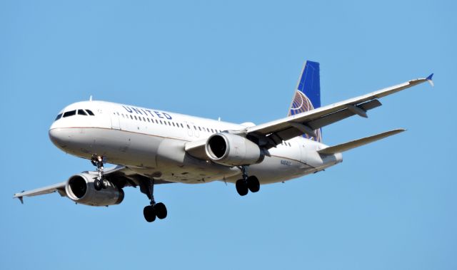 Airbus A320 (N464UA) - Moments from landing, March 2020.