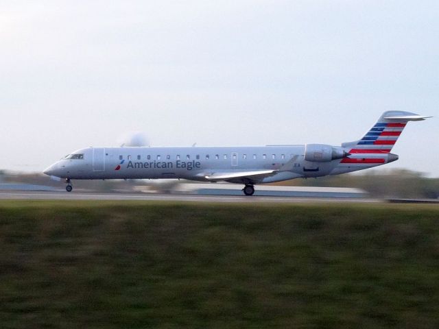 Canadair Regional Jet CRJ-700 (N532EA)