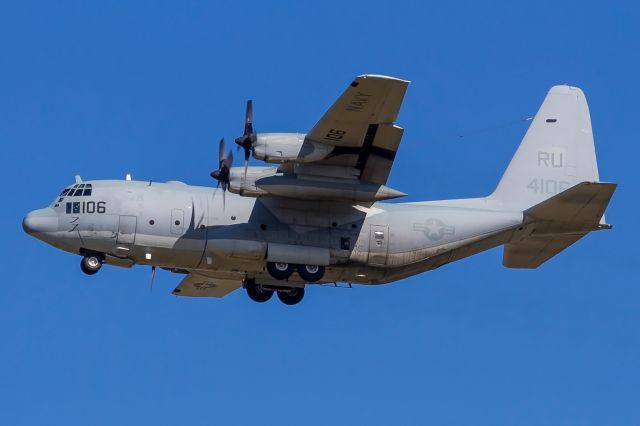 Lockheed C-130 Hercules (16-4106)