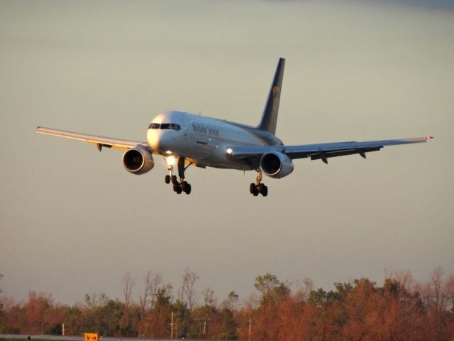 Boeing 757-200 (N473UP)