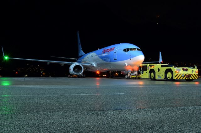 Boeing 737-800 (G-TAWL)