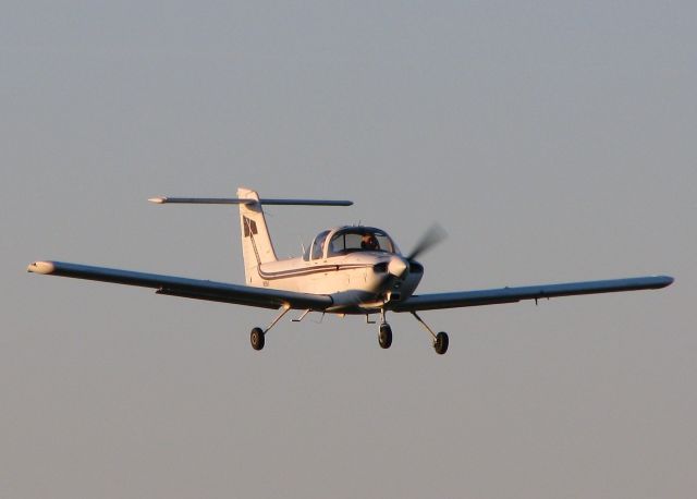 Piper Tomahawk (N9394T) - Landing at the Downtown Shreveport airport.