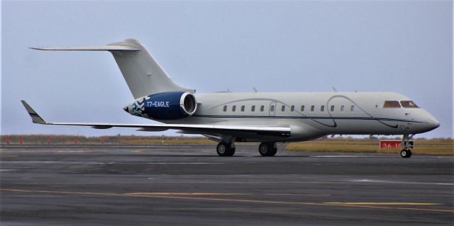 Bombardier Global Express (T7EAGLE) - Santa Maria Island International Airport - LPAZ. 2022-04-08.