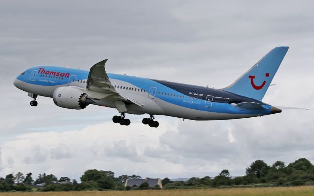 Boeing 787-8 (G-TUIA) - thomson b787-8 g-tuia dep shannon 23/7/15.