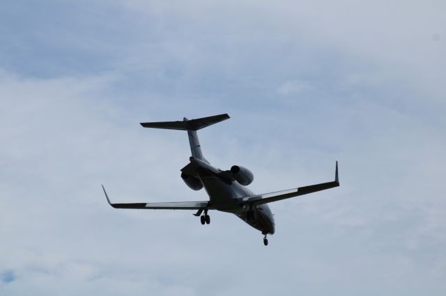 Learjet 45 (N356LP)