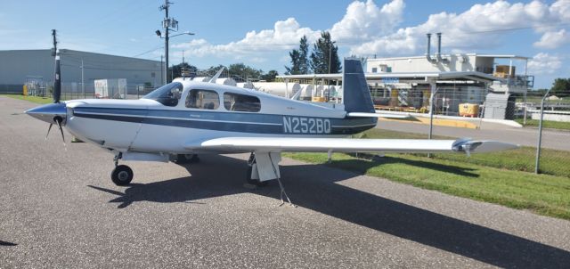 Mooney M-20 Turbo (N252BQ) - Mooney 305 "Rocket"