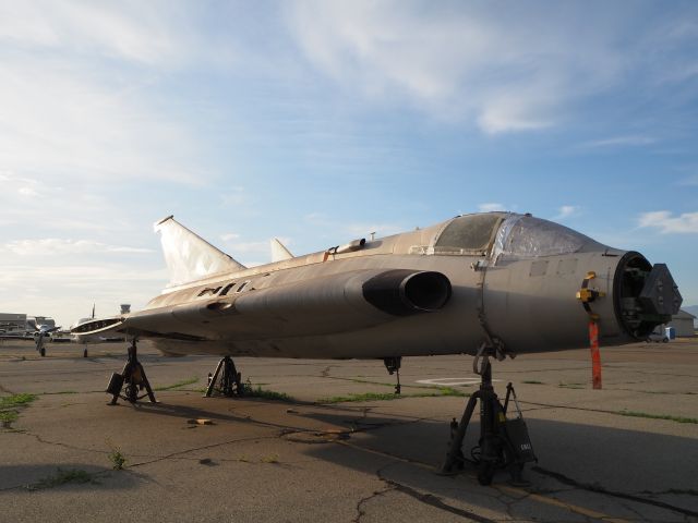 — — - Old Draken warrior at Chino airport