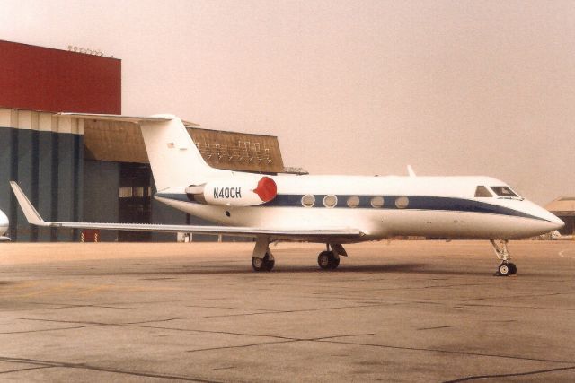 Gulfstream Aerospace Gulfstream 3 (N40CH) - Seen here in Jul-84.br /br /Reregistered N707RX 25-Mar-98,br /then N760AC 2-May-03,br /then N377RX 20-Jun-03,br /then N748JX 30-Jul-11,br /then N377LR 21-Aug-17.