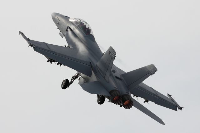 — — - F-18F, US Navy