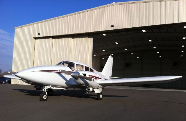 Piper Apache (N354TW)