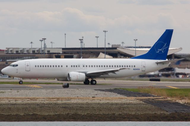 BOEING 737-400 (N314XA)