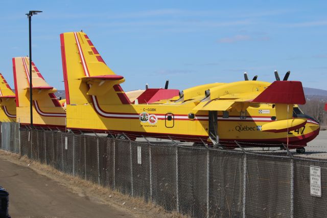 Canadair CL-415 SuperScooper (C-GQBK)