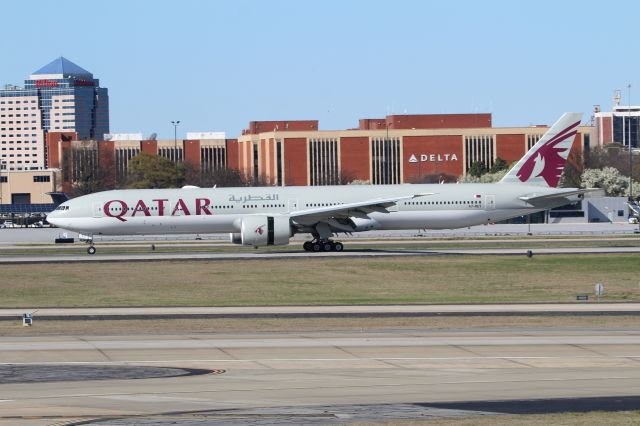 BOEING 777-300ER (A7-BET)