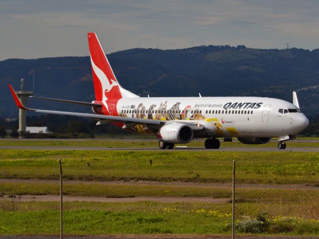 Boeing 737-800 (VH-VZD) - On taxi-way heading for take off on runway 05. Thursday 12th July 2012.