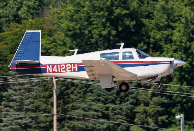 Mooney M-20 (N4122H)