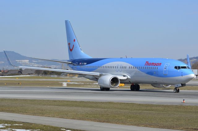Boeing 737-800 (G-TAWH)