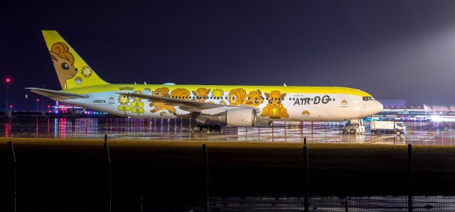 BOEING 767-300 (JA607A) - "Pokemon / Rokon Jet Livery"br /Hokkaido International Airlines / Boeing 767-381(ER) / br /Nov.30.2021 New Chitose Airport [CTS/RJCC] JAPAN