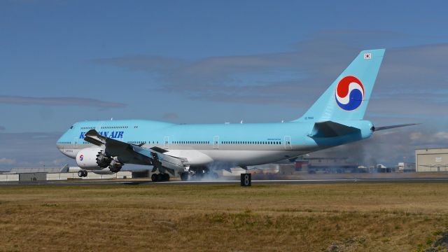 BOEING 747-8 (HL7644) - BOE60 makes tire smoke on landing Rwy 34L to complete a C1 flight on 7.22.17. (ln 1539 / cn 60411).