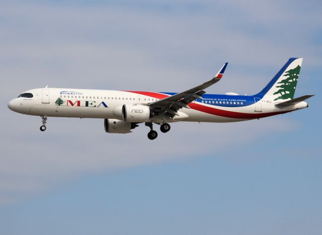 Airbus A321neo (T7-ME3)