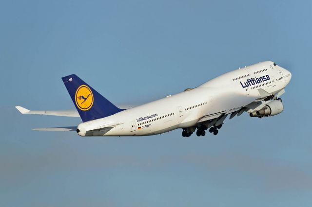 Boeing 747-400 (D-ABVP)