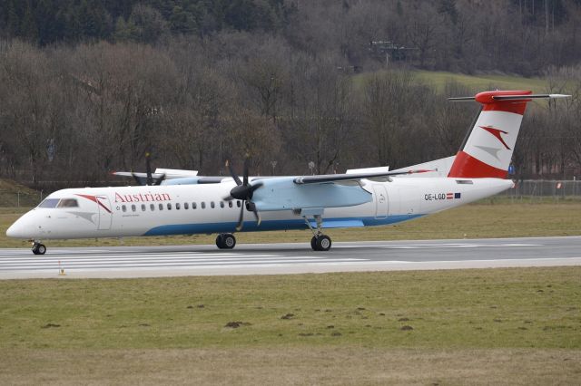 de Havilland Dash 8-400 (OE-LGD)