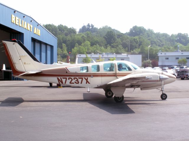 Beechcraft Baron (58) (N7237X) - Aircraft exported to Australia