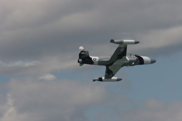 Lockheed T-33 Shooting Star (N134CM) - Milwaukee 2012 Air & Water Show....Black Diamonds