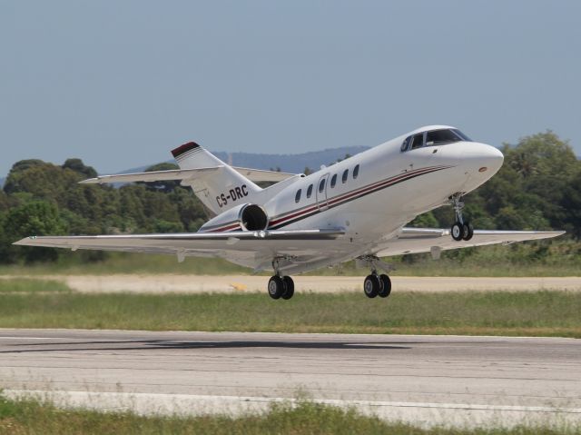 Hawker 800 (CS-DRC)