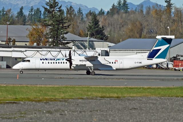 de Havilland Dash 8-400 (C-FOWE)