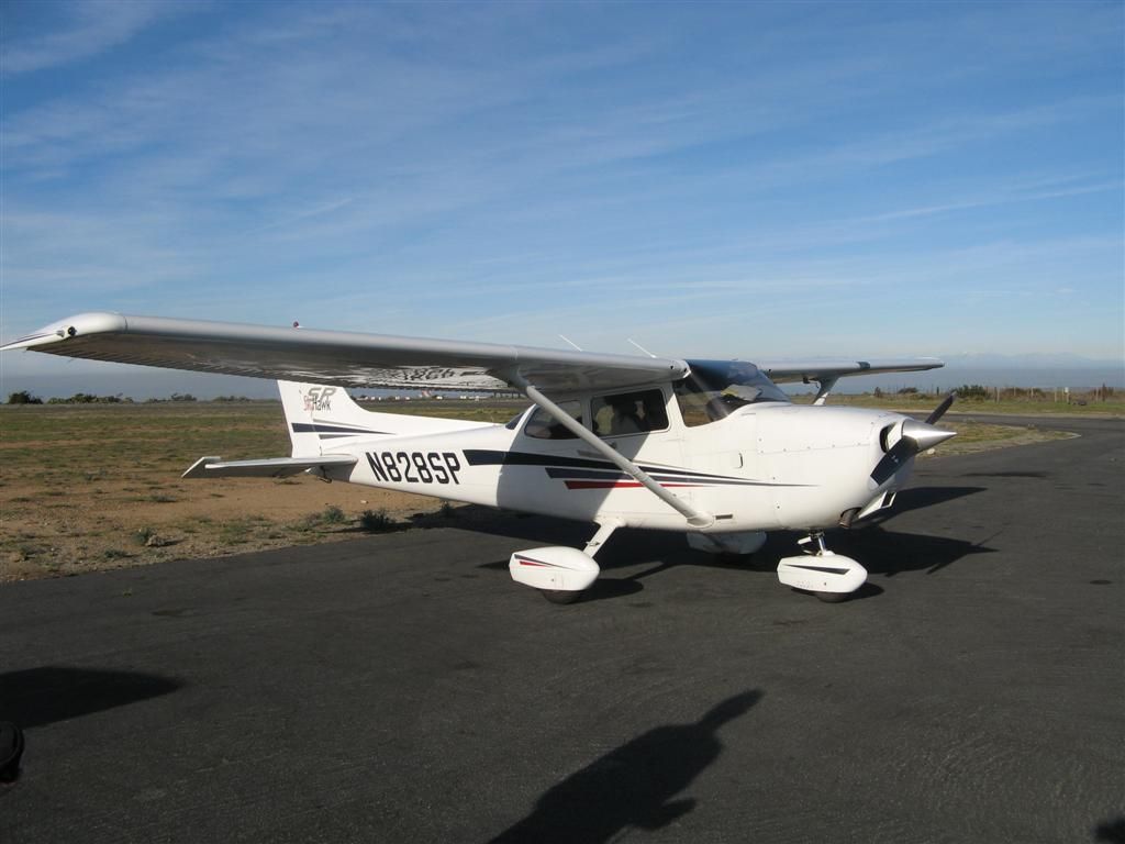 Cessna Skyhawk (N828SP)