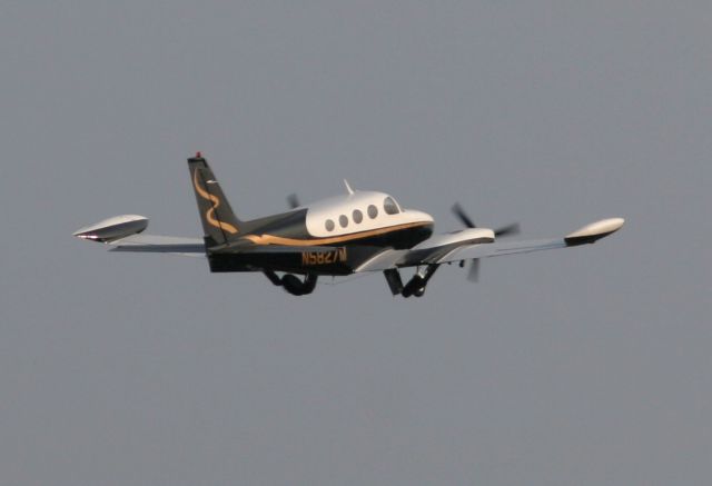 Cessna 340 (N5827M)