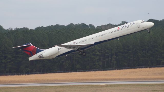 McDonnell Douglas MD-88 (N987DL)