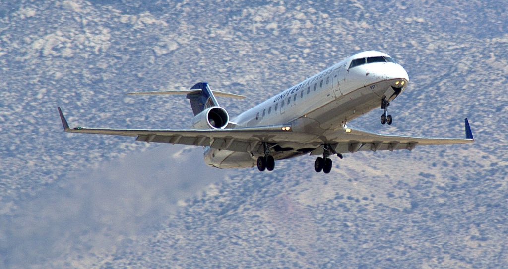 Canadair Regional Jet CRJ-200 (N937SW)