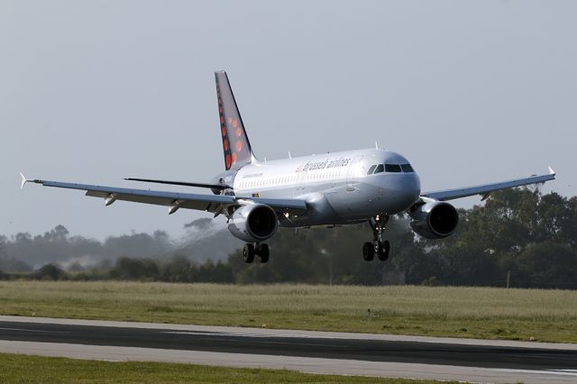 Airbus A319 (OO-SSI)