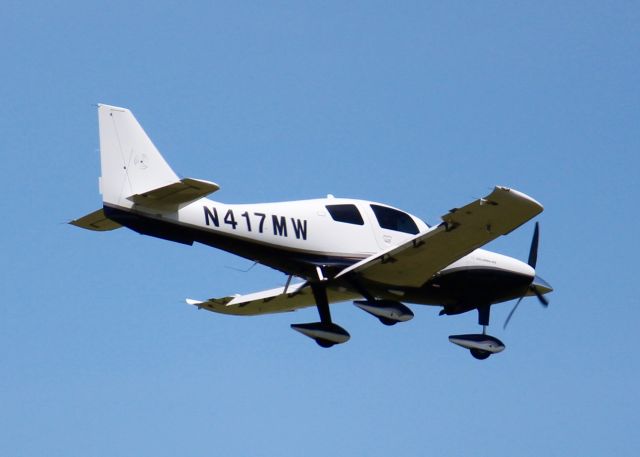 Cessna 400 (N417MW) - At Shreveport Regional.