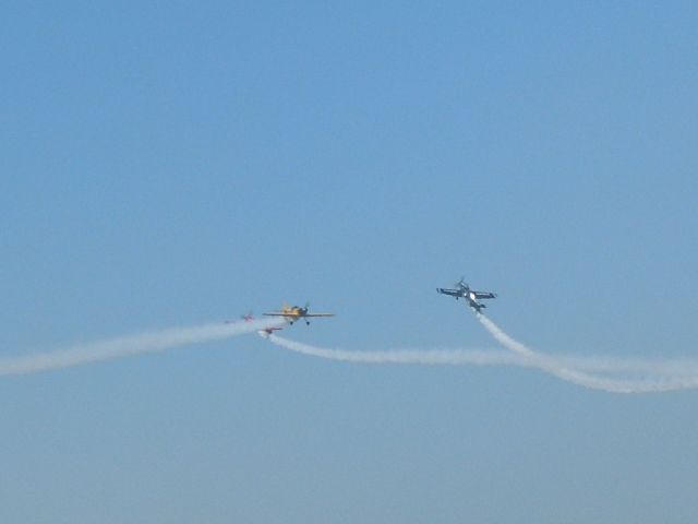 EXTRA EA-300 (N580GP) - At Thunder in the Desert 2014.