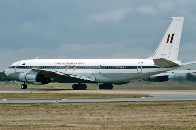 A20629 — - AUSTRALIA - AIR FORCE - BOEING 707-338C (KC) - REG : A20-629 - EDINBURGH ADELAIDE SA. AUSTRALIA - YPED (15/10/1998)