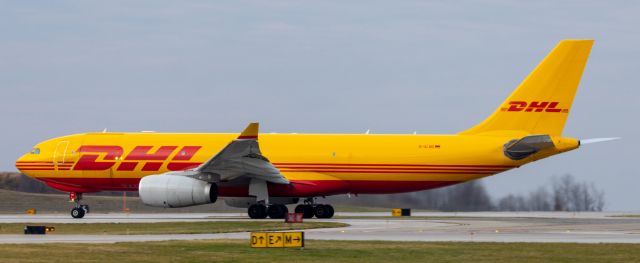 Airbus A330-300 (D-ALMD) - this plane just left cvg runway 27