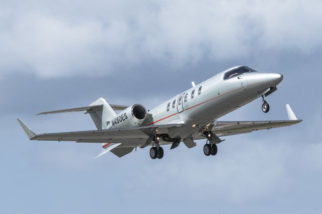 Learjet 45 (N480ES)