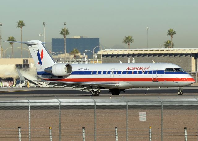 Canadair Regional Jet CRJ-200 (N869AS)