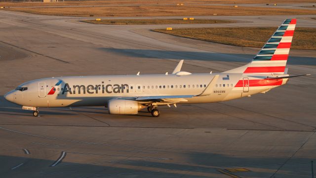 Boeing 737-800 (N966AN) - Ship 3MH preparing to taxi