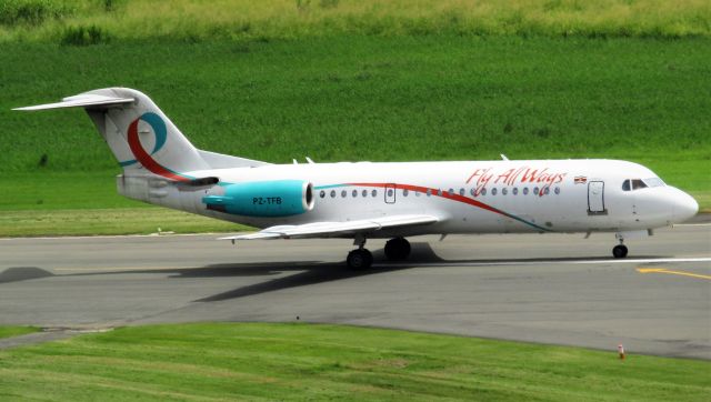 Fokker 70 (PZ-TFB)