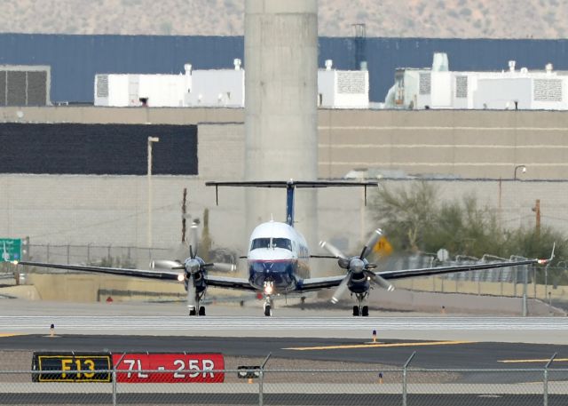 Beechcraft 1900 (N261GL)