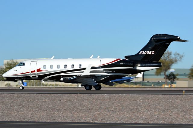 Bombardier Challenger 300 (N300BZ)