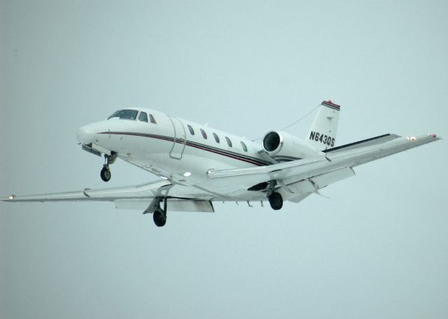 Cessna Citation Excel/XLS (N643QS) - 2005 Cessna 560XL Citation XLS (550-5588) arriving at YPQ from YYZ (Feb 2, 2020)